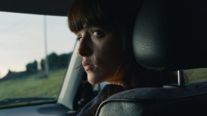 Bước Đi Trong Bóng Tối - She Walks in Darkness