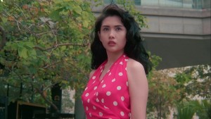 Cô Nàng Phun Lửa - She Starts The Fire