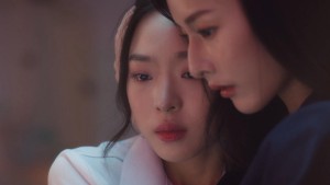 Reverse with Me: Ngược Dòng Quỹ Đạo Reverse with Me