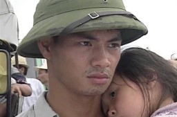 Sóng Ở Đáy Sông