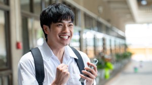 Thứ Hai Vui Vẻ - Happy Monday(s)