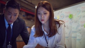 Truy Lùng Kẻ Phản Bội