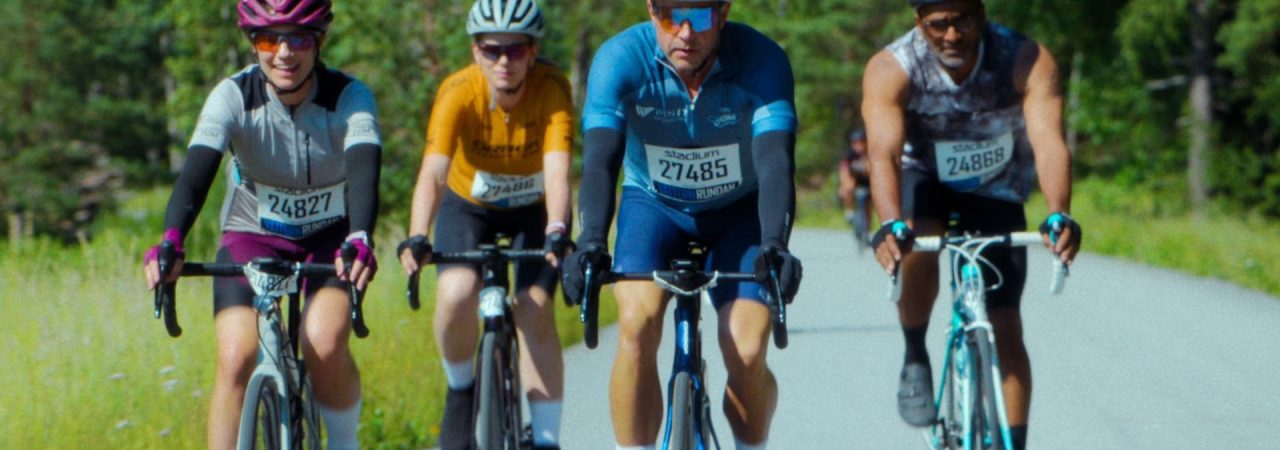 Poster of Ute och cyklar